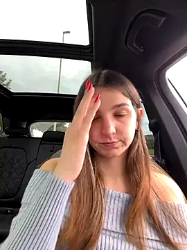 Snapshot of DoriDeluxe66 chatting on November 8, 12:49 pm DoriDeluxe66 online show from November 8, 12:49 pm