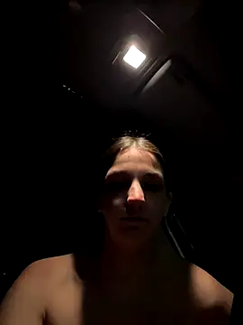 Snapshot of DoriDeluxe66 chatting on November 9, 12:53 am DoriDeluxe66 online show from November 9, 12:53 am