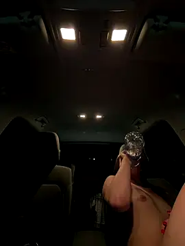 Snapshot of DoriDeluxe66 chatting on November 20, 9:58 pm DoriDeluxe66 online show from November 20, 9:58 pm