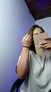 Emiily W online show from December 9, 10:11 am