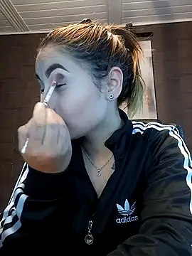 Emiily W online show from January 11, 1:43 pm