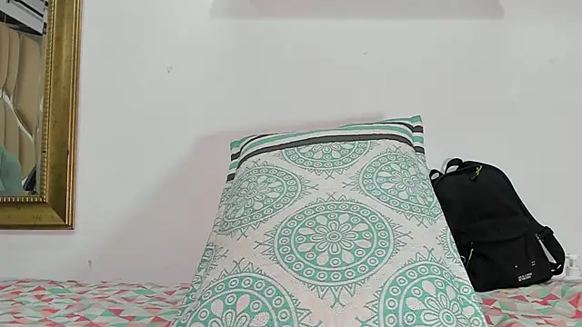 naia blessed online show from February 3, 7:10 pm