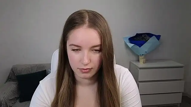 Snapshot of EvaMaddison chatting on January 11, 6:56 am EvaMaddison online show from January 11, 6:56 am