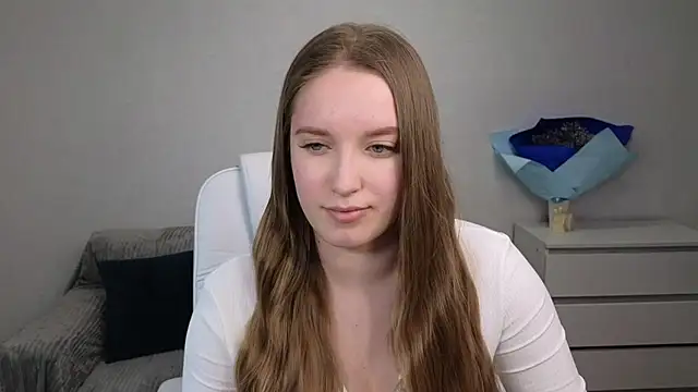 Snapshot of EvaMaddison chatting on January 12, 3:57 pm EvaMaddison online show from January 12, 3:57 pm