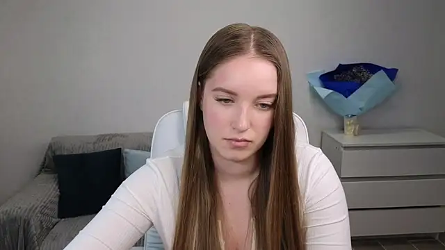 Snapshot of EvaMaddison chatting on January 13, 8:58 am EvaMaddison online show from January 13, 8:58 am