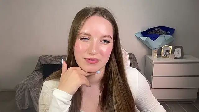 Snapshot of EvaMaddison chatting on September 8, 6:29 pm EvaMaddison online show from September 8, 6:29 pm