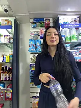 Snapshot of roouse chatting on January 27, 12:12 am roouse online show from January 27, 12:12 am