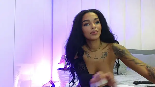 KimiBrown online show from January 3, 9:15 am