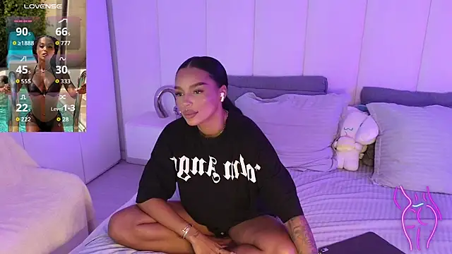 KimiBrown online show from September 30, 10:20 am