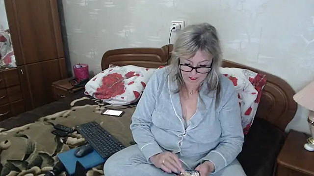 Kallliina online show from October 2, 6:31 am