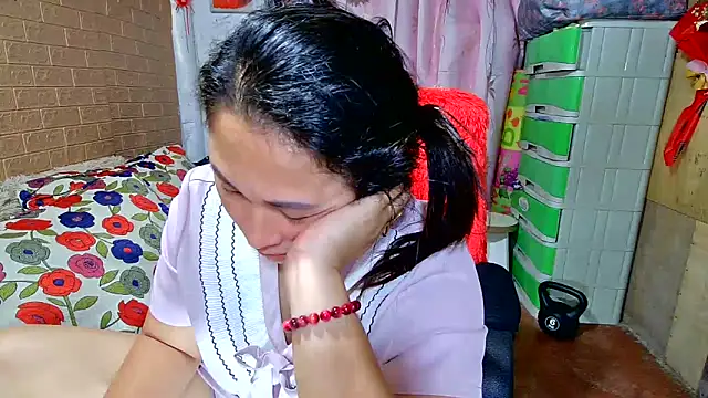 M e c e l online show from March 4, 2:49 am