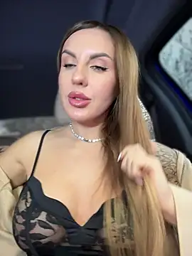 Kalli Fornia online show from November 9, 9:07 am