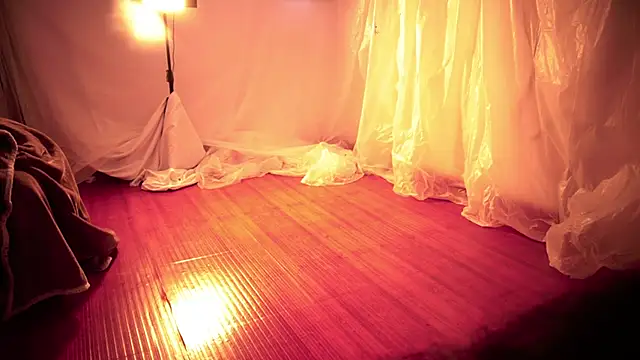 Snapshot of HannaMoom chatting on November 19, 10:32 pm HannaMoom online show from November 19, 10:32 pm