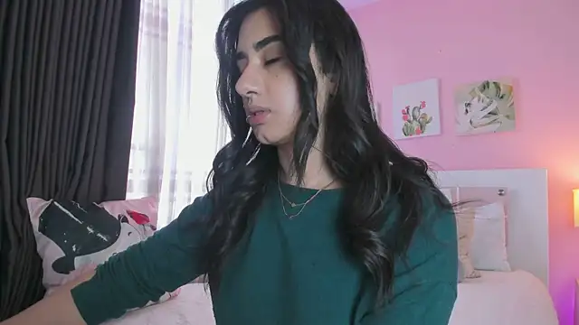 annadu011 online show from September 24, 3:04 pm