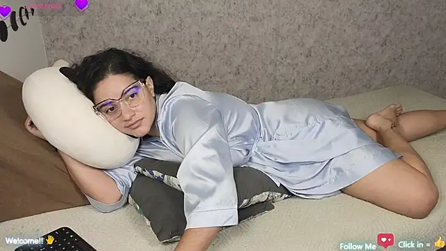 blue  moon  online show from January 30, 6:03 am