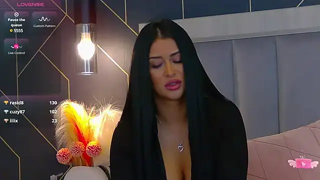 EmyLaveau online show from February 24, 8:38 am