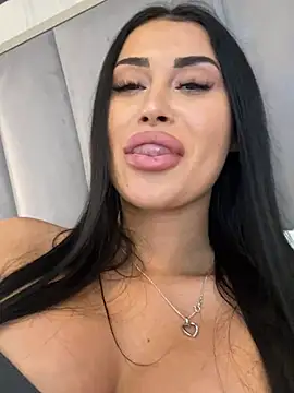 EmyLaveau online show from February 25, 3:38 pm