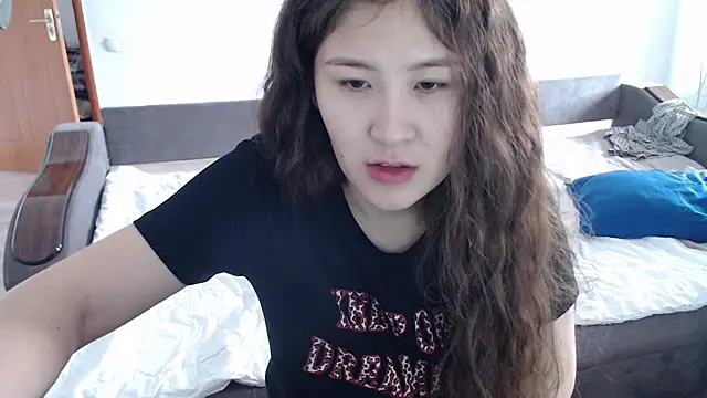 Riz girl online show from November 6, 8:15 am