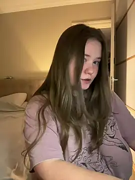 remirann  online show from January 31, 3:11 pm