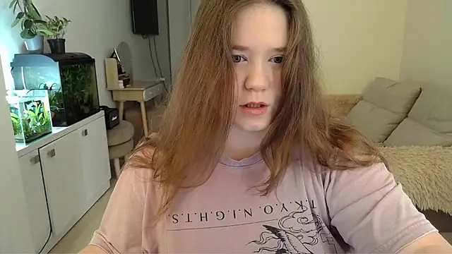 remirann  online show from March 14, 9:14 am