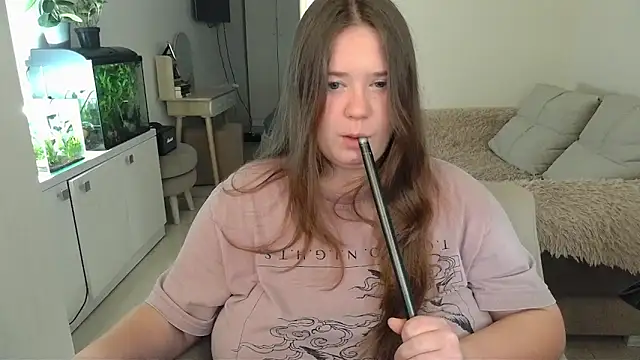 remirann  online show from March 14, 1:13 pm