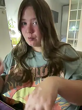 remirann  online show from September 10, 6:19 pm