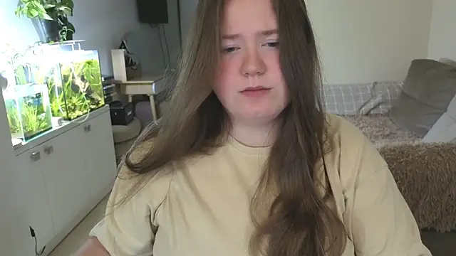 remirann  online show from November 29, 10:07 am