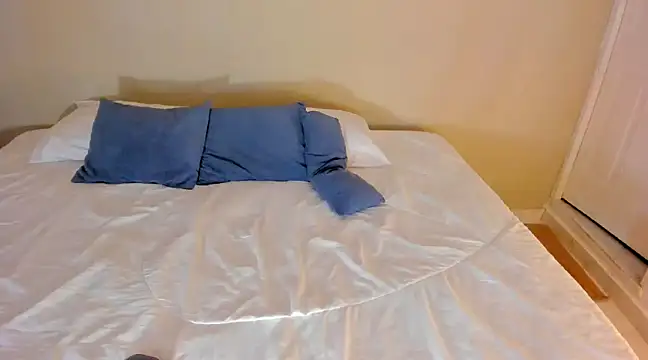 rosaaliiaa1 online show from December 31, 1:57 am