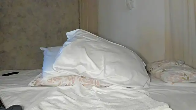 rosaaliiaa1 online show from March 11, 12:33 am