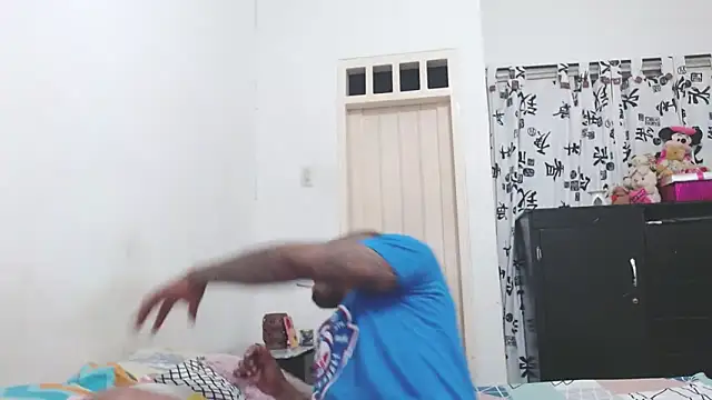 Snapshot of hot_and_naughty_latin chatting on March 5, 12:16 am hot and naughty latin online show from March 5, 12:16 am