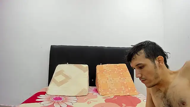 Andrewandzoe online show from October 14, 12:55 am