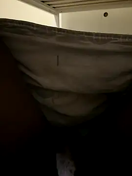 Hmmmtachatte2 online show from October 26, 5:30 pm