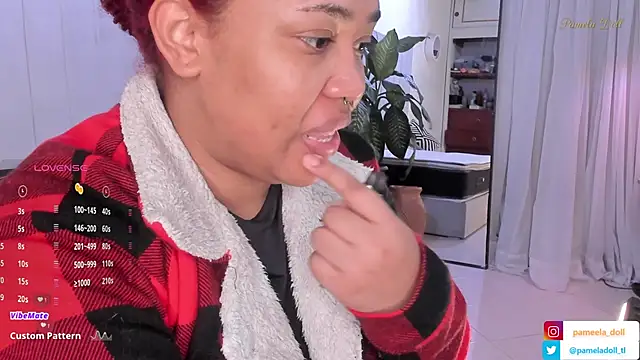 pamela doll3 online show from March 9, 10:30 am