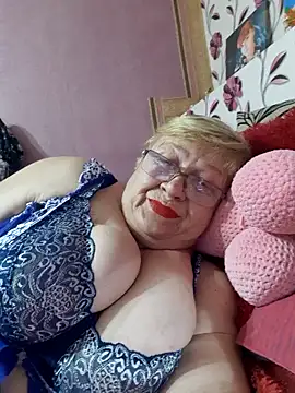 Lena Gaby online show from October 2, 7:10 pm