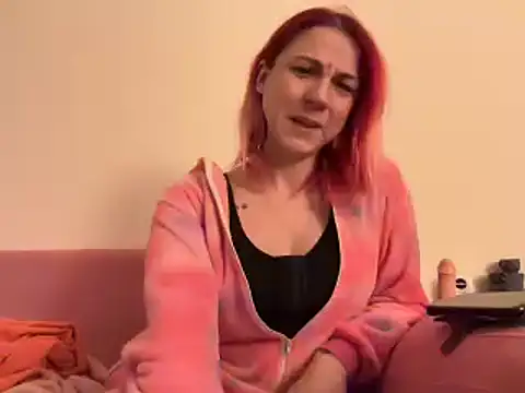 Snapshot of Nikky_Divine chatting on January 3, 6:44 am Nikky Divine online show from January 3, 6:44 am