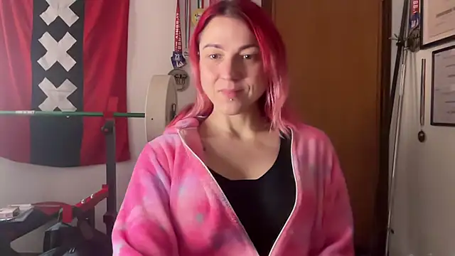 Snapshot of Nikky_Divine chatting on January 11, 8:11 am Nikky Divine online show from January 11, 8:11 am