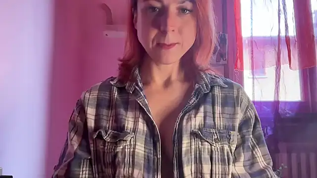 Snapshot of Nikky_Divine chatting on October 17, 7:55 am Nikky Divine online show from October 17, 7:55 am