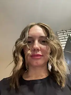 Snapshot of Chel_sea_ chatting on January 12, 1:00 am Chel sea online show from January 12, 1:00 am