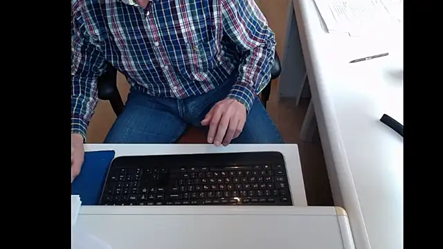 Snapshot of dutchpornking chatting on February 14, 10:59 am dutchpornking online show from February 14, 10:59 am