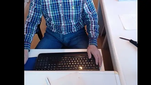 Snapshot of dutchpornking chatting on February 15, 7:27 am dutchpornking online show from February 15, 7:27 am