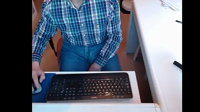 Snapshot of dutchpornking chatting on February 26, 9:10 am dutchpornking online show from February 26, 9:10 am