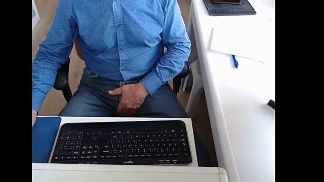 Snapshot of dutchpornking chatting on September 15, 7:41 am dutchpornking online show from September 15, 7:41 am