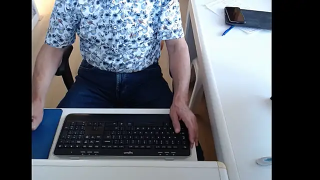 Snapshot of dutchpornking chatting on September 28, 7:25 am dutchpornking online show from September 28, 7:25 am