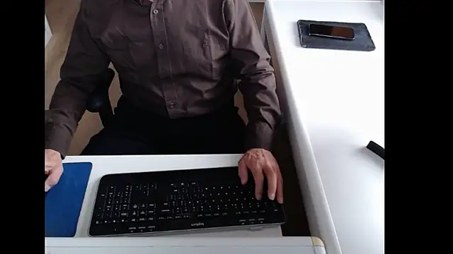 Snapshot of dutchpornking chatting on October 22, 8:03 am dutchpornking online show from October 22, 8:03 am