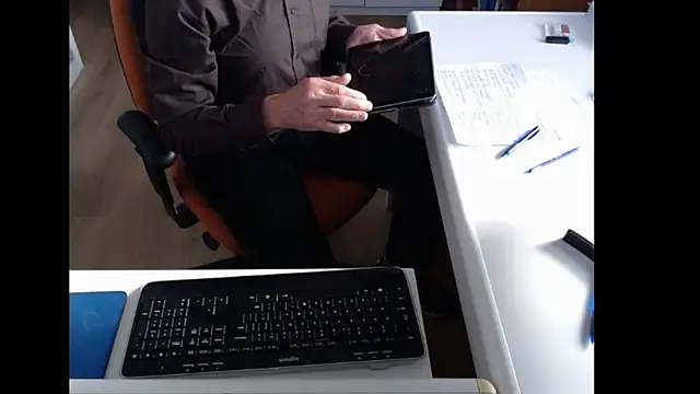 Snapshot of dutchpornking chatting on October 26, 12:00 pm dutchpornking online show from October 26, 12:00 pm