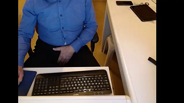 Snapshot of dutchpornking chatting on November 7, 8:42 pm dutchpornking online show from November 7, 8:42 pm