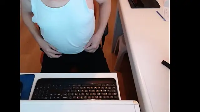 Snapshot of dutchpornking chatting on December 14, 8:52 am dutchpornking online show from December 14, 8:52 am