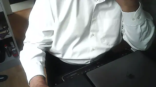 DUDURAxh online show from December 6, 10:27 am