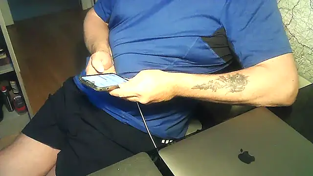 DUDURAxh online show from February 11, 4:46 pm