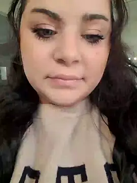 Snapshot of BustyMadison chatting on January 8, 9:32 am BustyMadison online show from January 8, 9:32 am